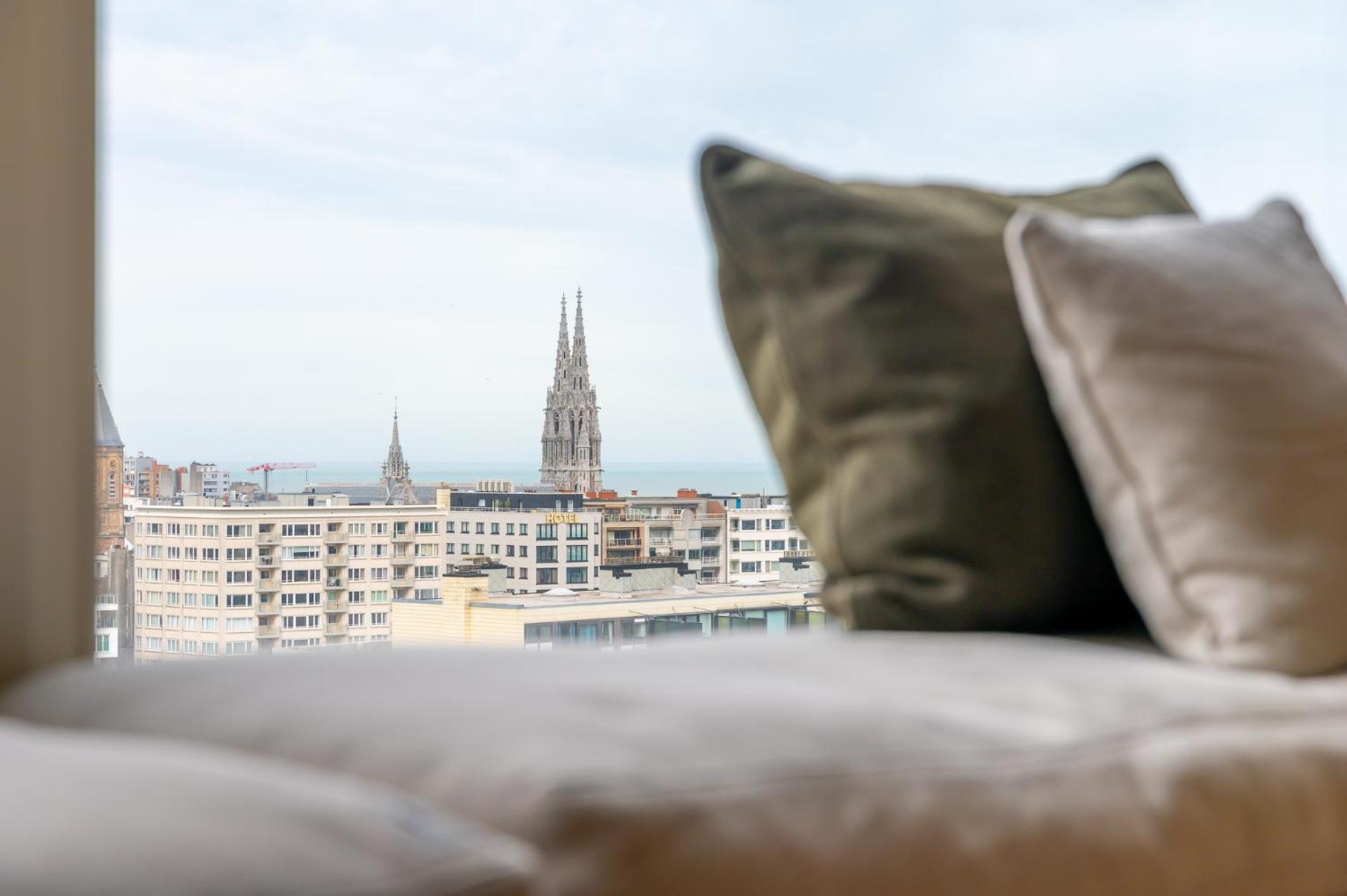 Stunning Views Over With Garage Oostende